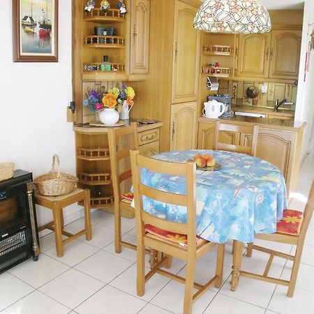 Nice apartment in St, Hilaire de Riez with 1 Bedrooms&WiFi Saint-Jean-de-Monts Extérieur photo